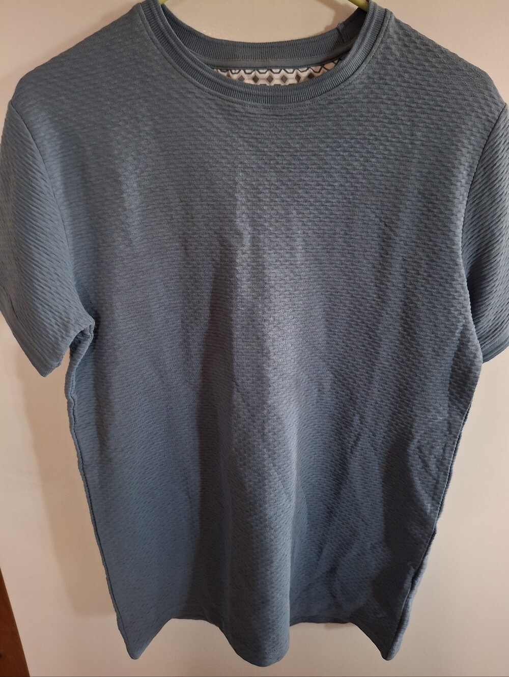 Cactus Short-Sleeve Textured Crewneck Tee - Dusty Blue